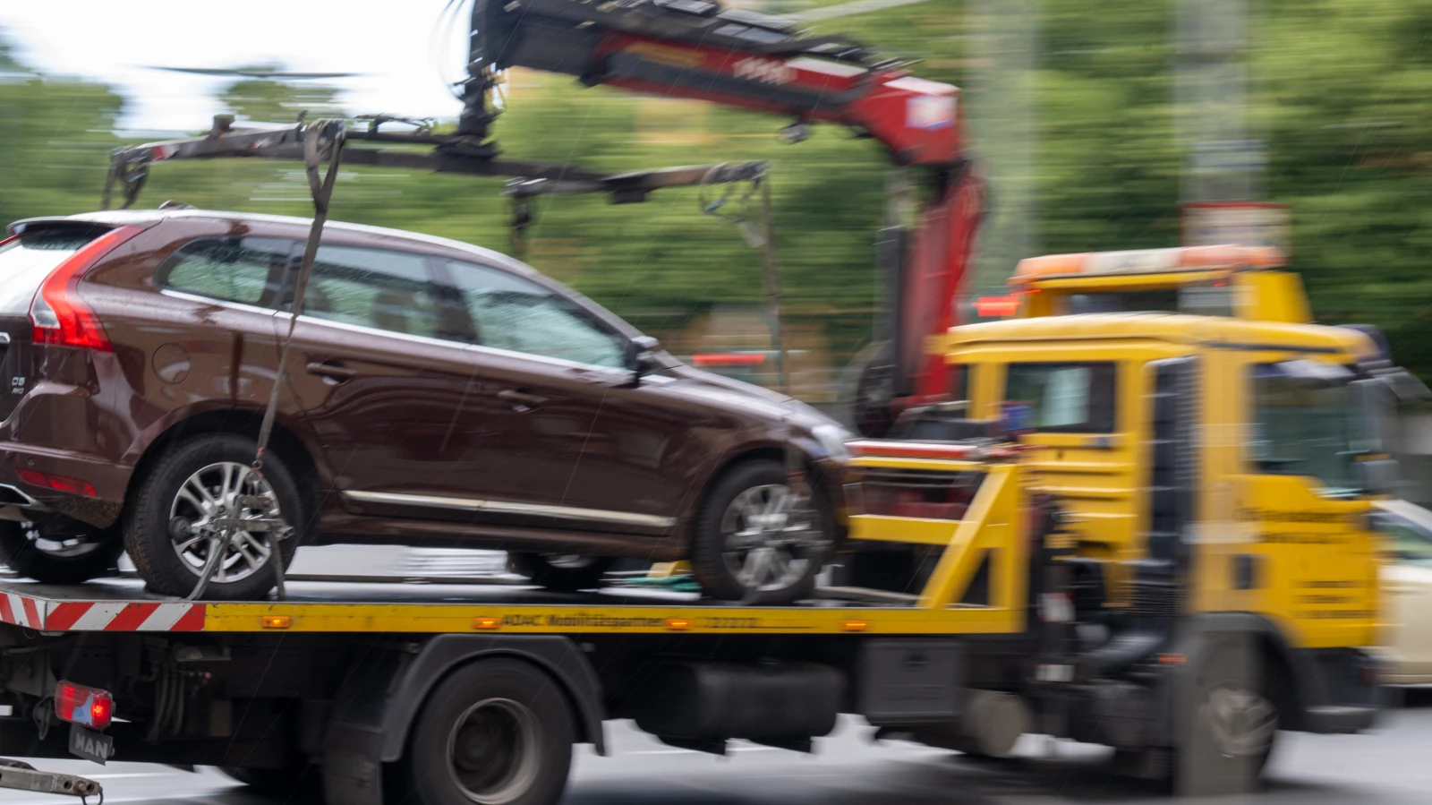Berlin’de Hatalı Araç Park Sorunu Büyüyor!, © Monika Skolimowska/dpa Berlin’de Hatalı Araç Park Sorunu Büyüyor!, © Monika Skolimowska/dpa