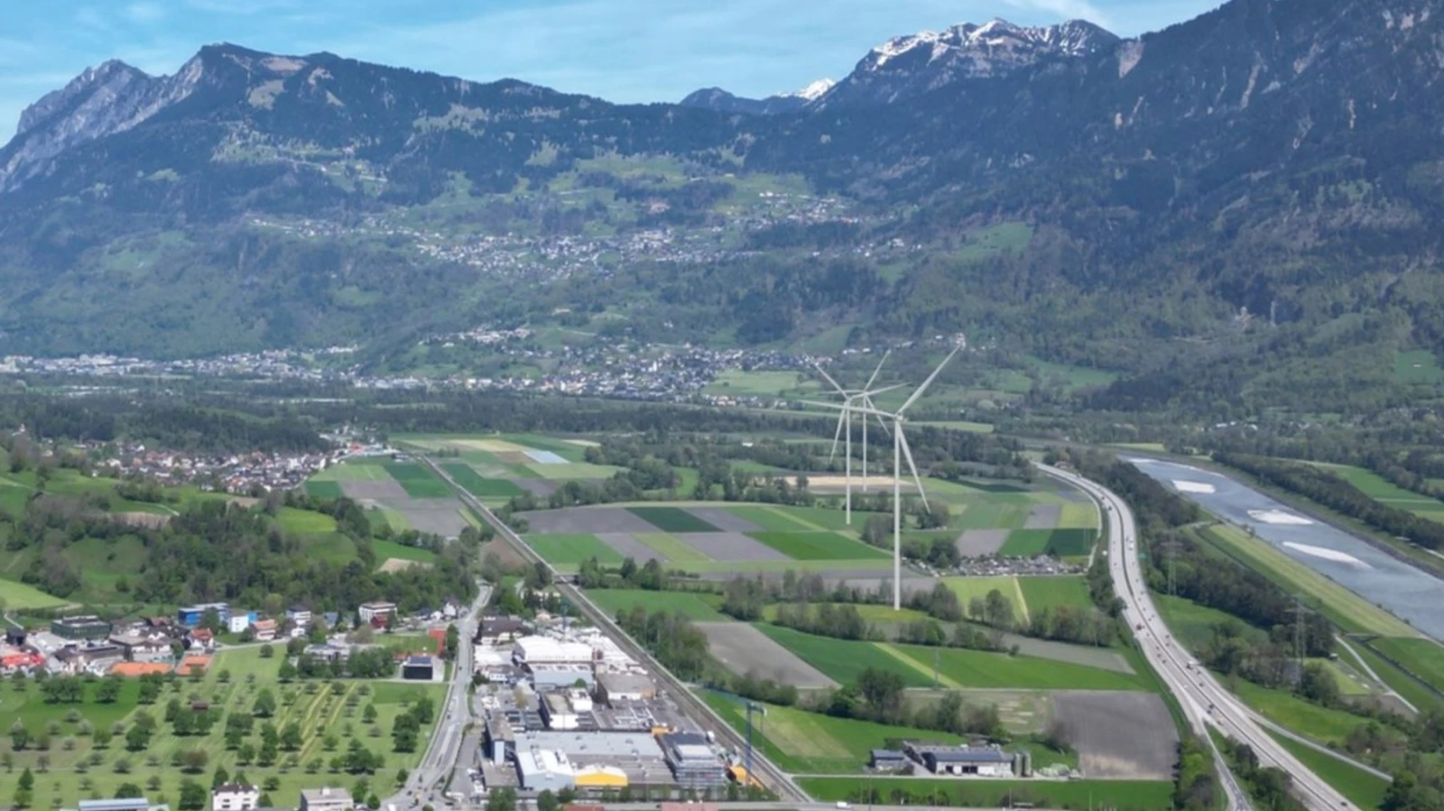 Geplanter Windpark in Wartau vorgestellt, © Visualisierung Gemeinde Wartau Geplanter Windpark in Wartau vorgestellt, © Visualisierung Gemeinde Wartau