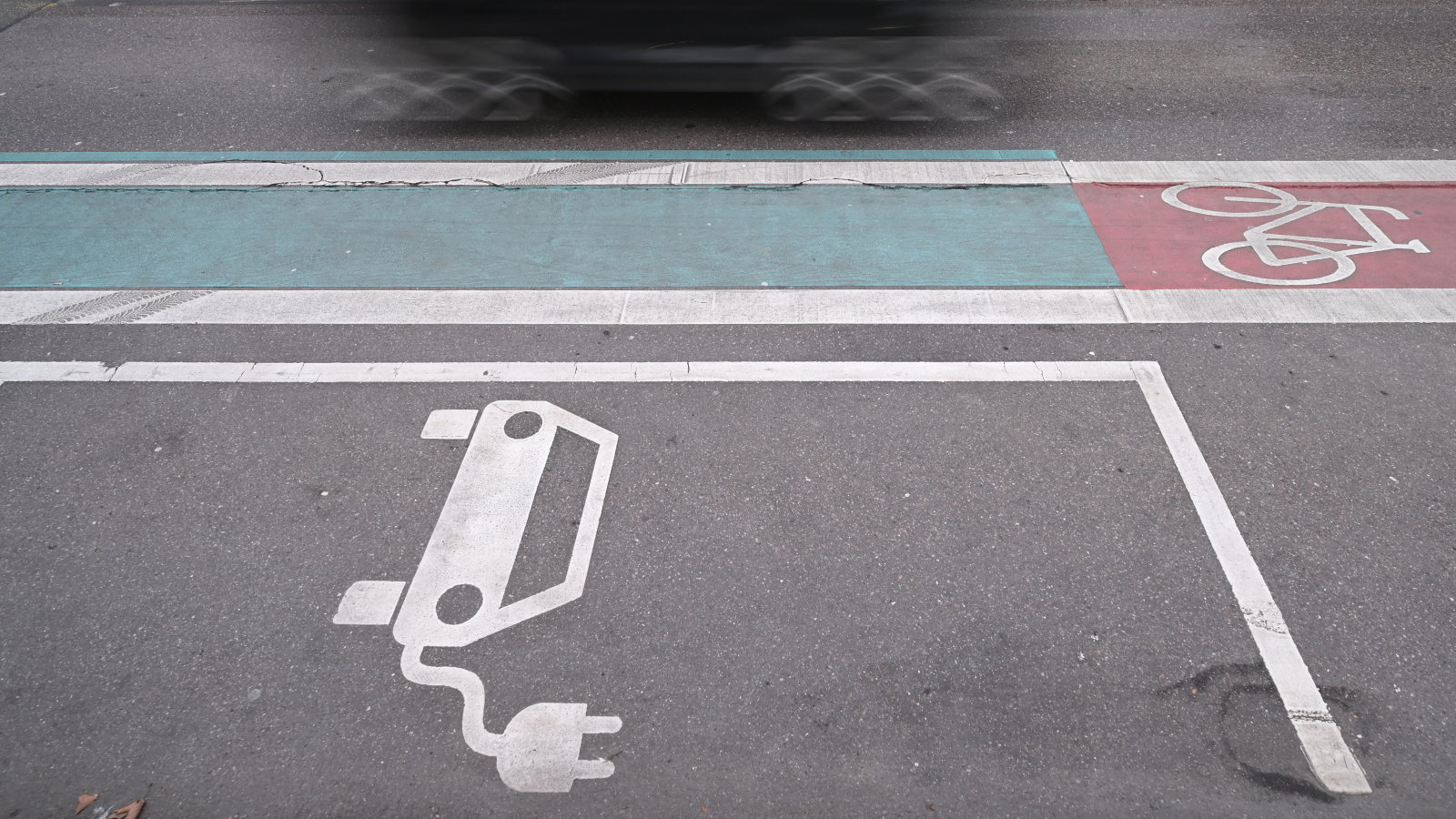 E-Mobilität: Land und Bund verlängern Förderungen , © Keystone / DPA / Marijan Murat / Symbolbild