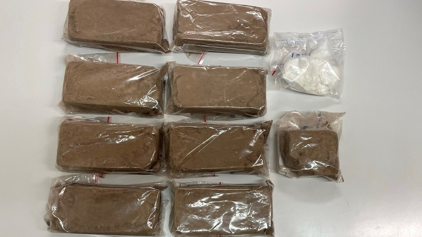 Mutmasslicher Drogendealer festgenommen, © Kantonspolizei  Graubünden