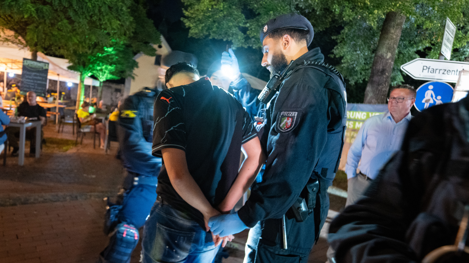 NRW`de Birden Fazla Suç İşleyenlerin Sayısı Arttı!, © dpa