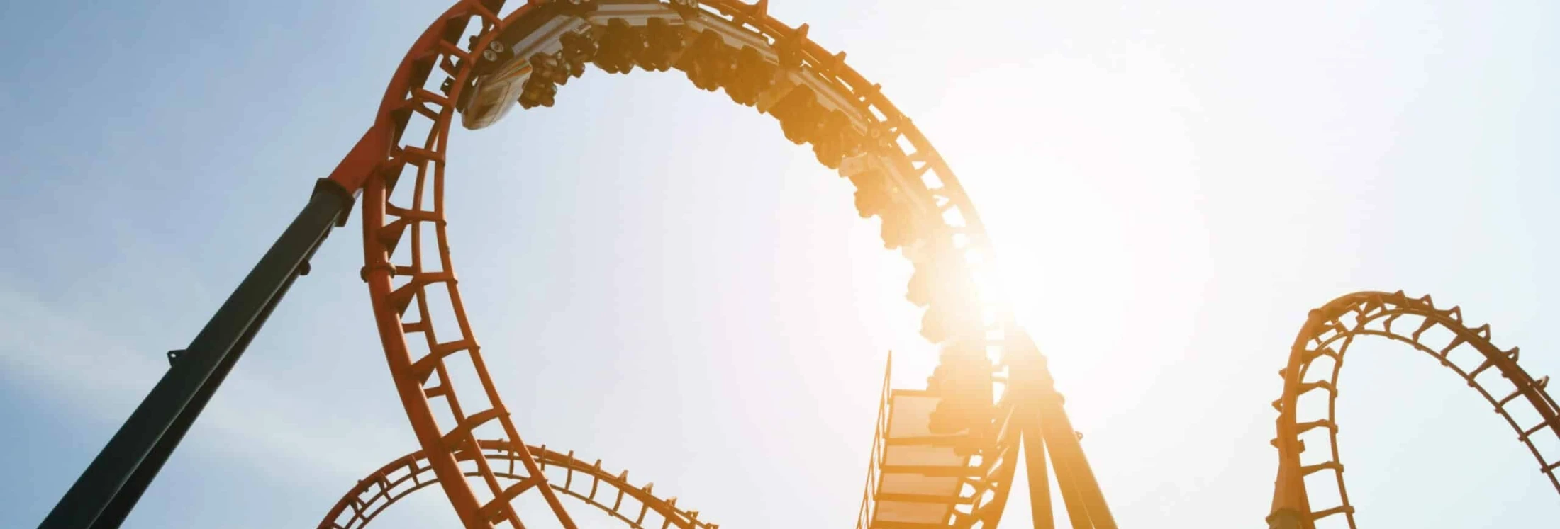 Loopingbahn, © Shutterstock Loopingbahn, © Shutterstock