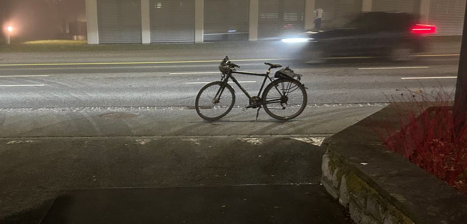 Bei einem Unfall in Vaduz wird ein Velofahrer leicht verletzt