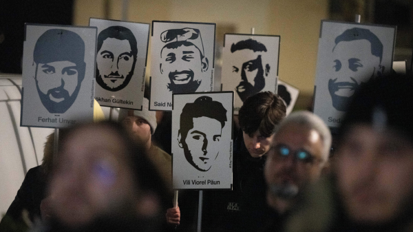 Hanau Saldırısı: Kurtović Ailesi Anayasa Mahkemesi’ne Başvurdu, © Boris Roessler/dpa