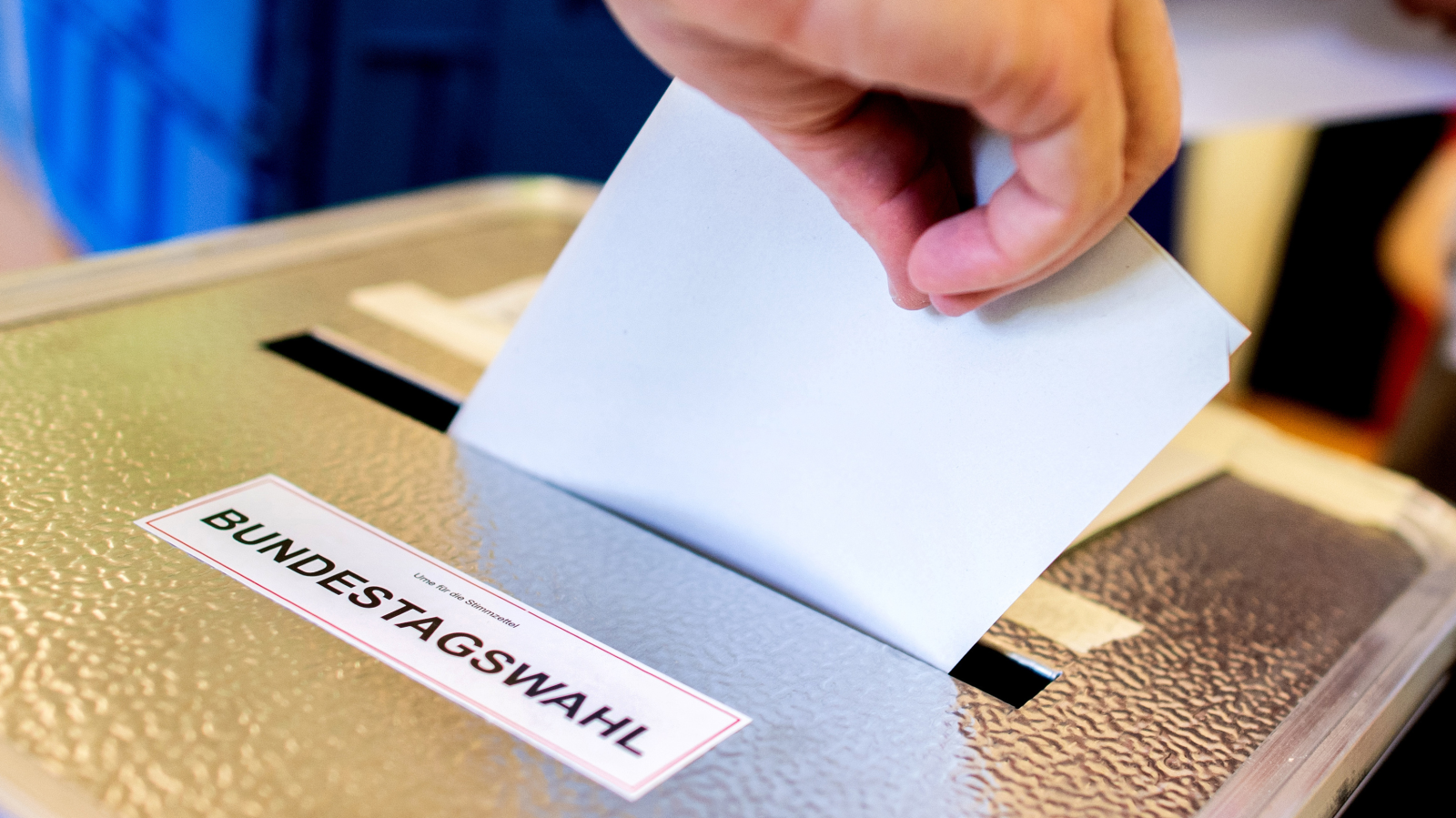 Küçük Partiler İçin İmza Toplama Süresi Uzatıldı, © dpa