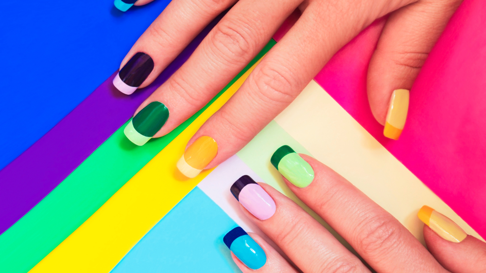 Kalıcı Oje ve Protez Tırnak Uygulamaları Zararlı mı?, © shutterstock