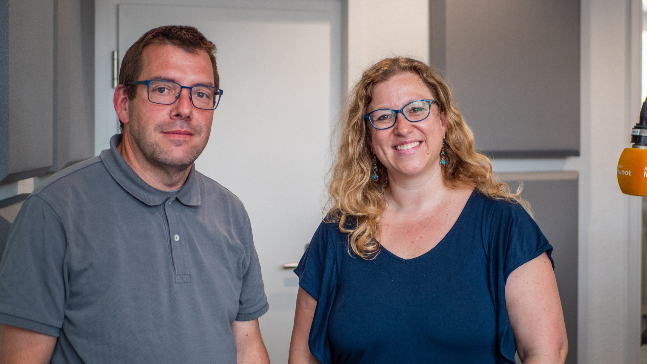 Rechts Stefan Tanner, Mitglied OK Jubiläum und links Danielle Grimm, Präsidentin Musikverein Merishausen, © Radio Munot