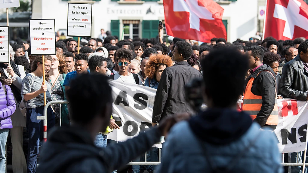 Abgewiesene Eritreer werden nicht in Drittland ausgeschafft, © Keystone/SDA Abgewiesene Eritreer werden nicht in Drittland ausgeschafft, © Keystone/SDA