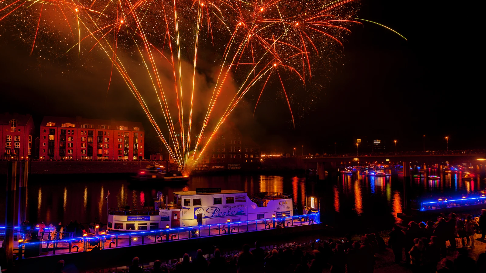 Bremen ve Bremerhaven’de Yılbaşında Havai Fişek Yasakları, © shutterstock Bremen ve Bremerhaven’de Yılbaşında Havai Fişek Yasakları, © shutterstock