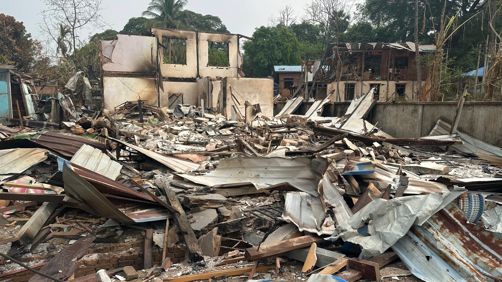 Militär in Myanmar greift Kloster an, © Keystone / AP / Free Burma Rangers Militär in Myanmar greift Kloster an, © Keystone / AP / Free Burma Rangers