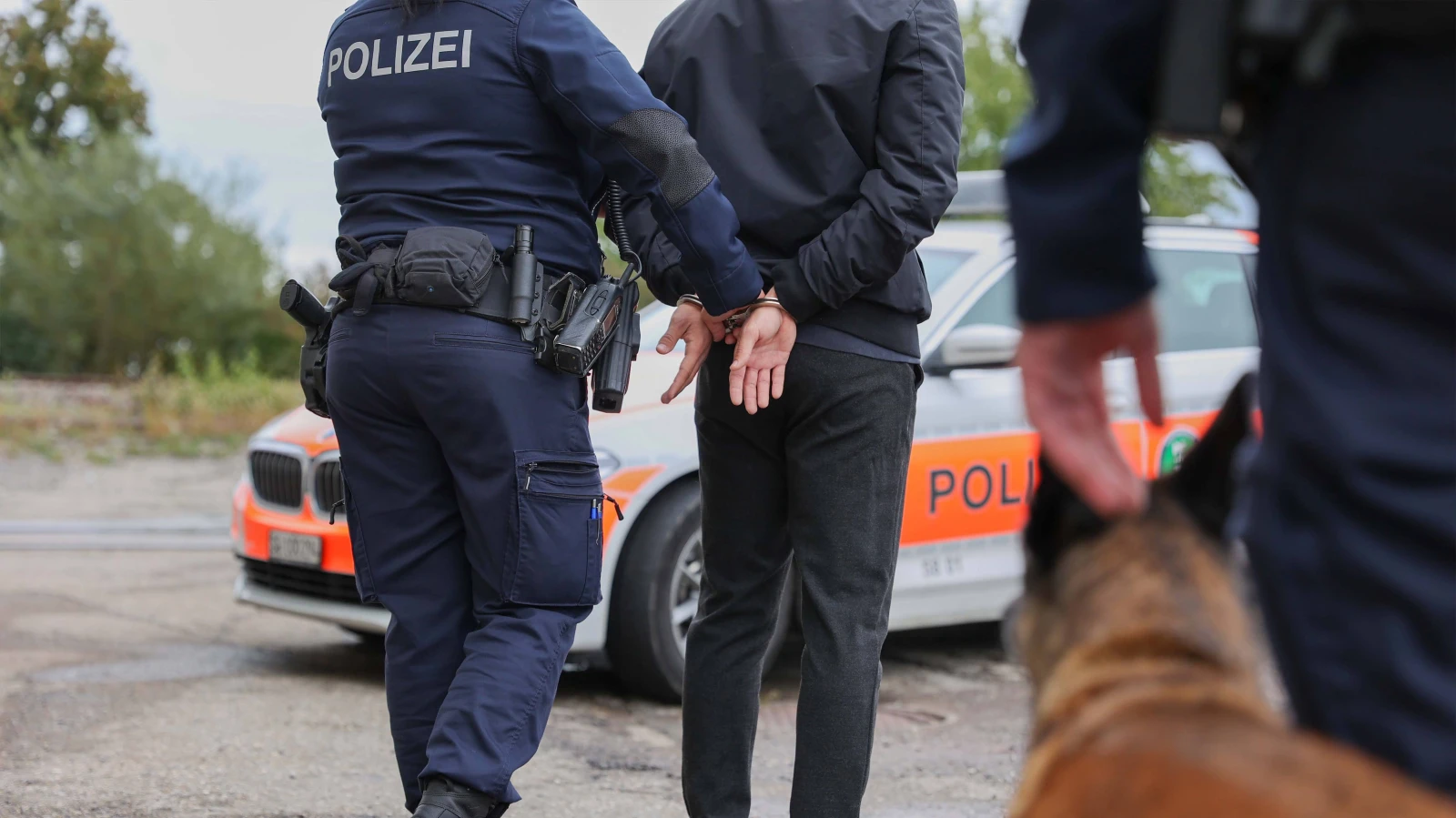 Zwei Jugendliche ausgeraubt, © (Symbolbild) Kantonspolizei St. Gallen Zwei Jugendliche ausgeraubt, © (Symbolbild) Kantonspolizei St. Gallen