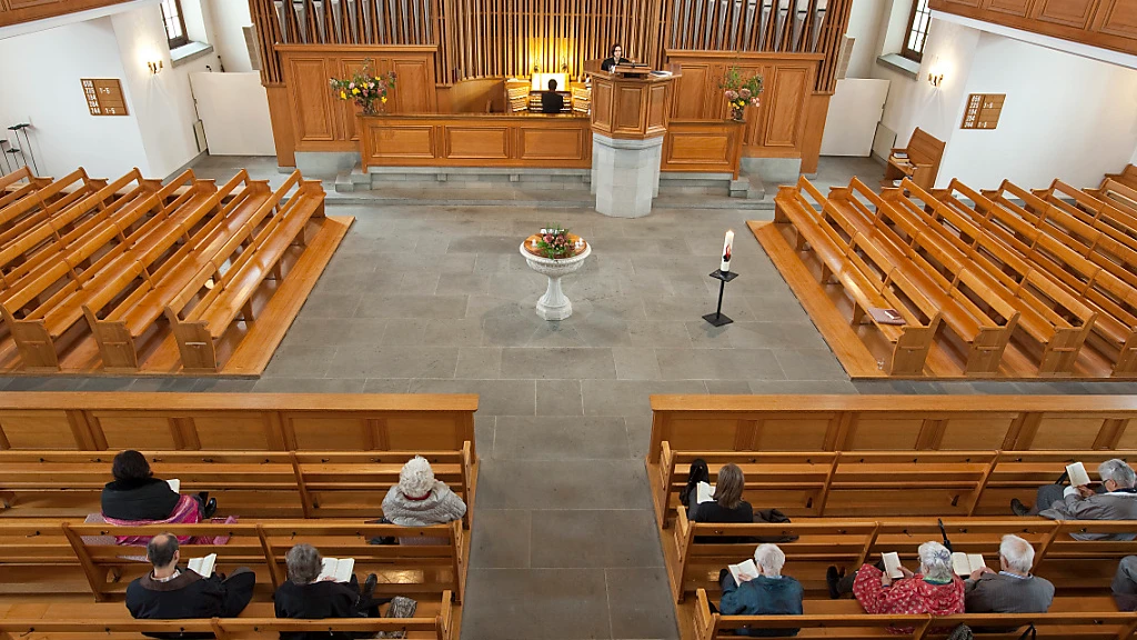 Erstmals mehr Religionslose als Katholiken in der Schweiz, © Keystone / SDA / Symbolbild Erstmals mehr Religionslose als Katholiken in der Schweiz, © Keystone / SDA / Symbolbild