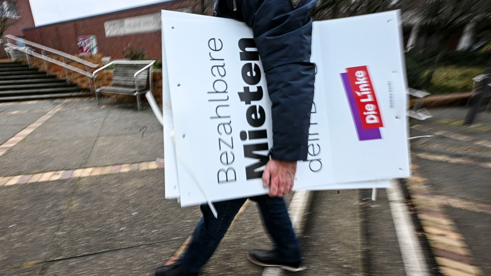 Berlin`de 120 Binden Fazla Seçim Afişi!, © dpa Berlin`de 120 Binden Fazla Seçim Afişi!, © dpa