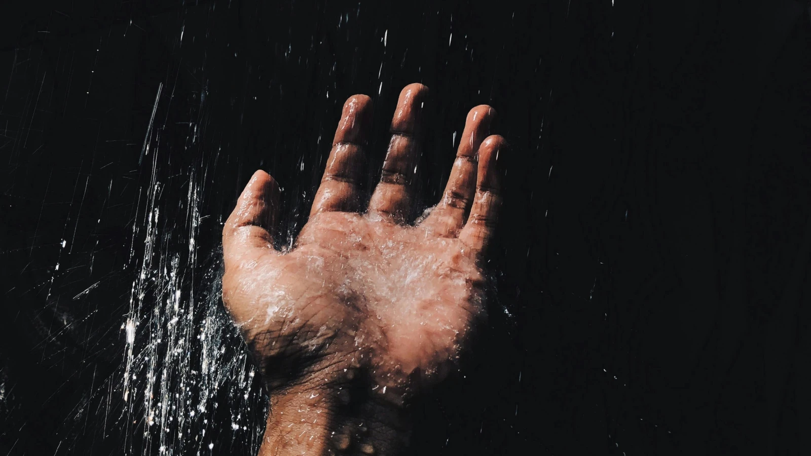 Wasser Weltwassertag Dusche Trinkwasser, © Sachith Hettigodage Wasser Weltwassertag Dusche Trinkwasser, © Sachith Hettigodage