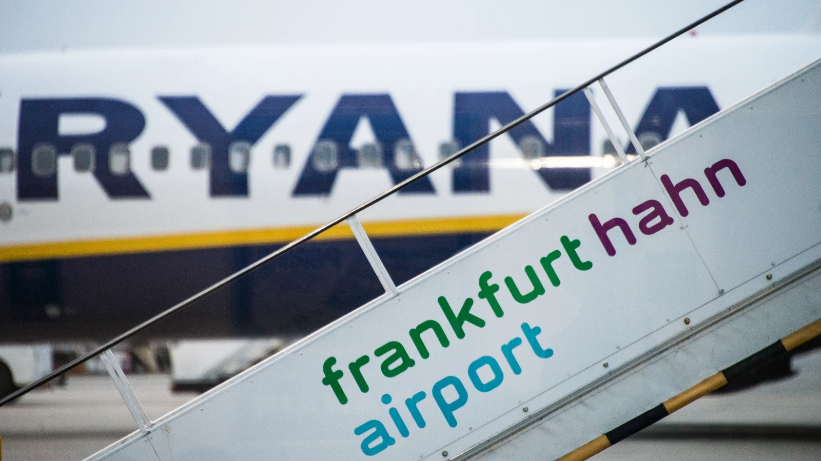 Hahn Havalimanı ve Ryanair Sübvansiyonları Tartışma Konusu, © dpa Hahn Havalimanı ve Ryanair Sübvansiyonları Tartışma Konusu, © dpa