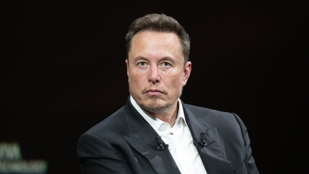 Twitter'ın Eski Yöneticisine Rekor Tazminat: Elon Musk'tan 550 Bin Euro Ödeme!, © shutterstock