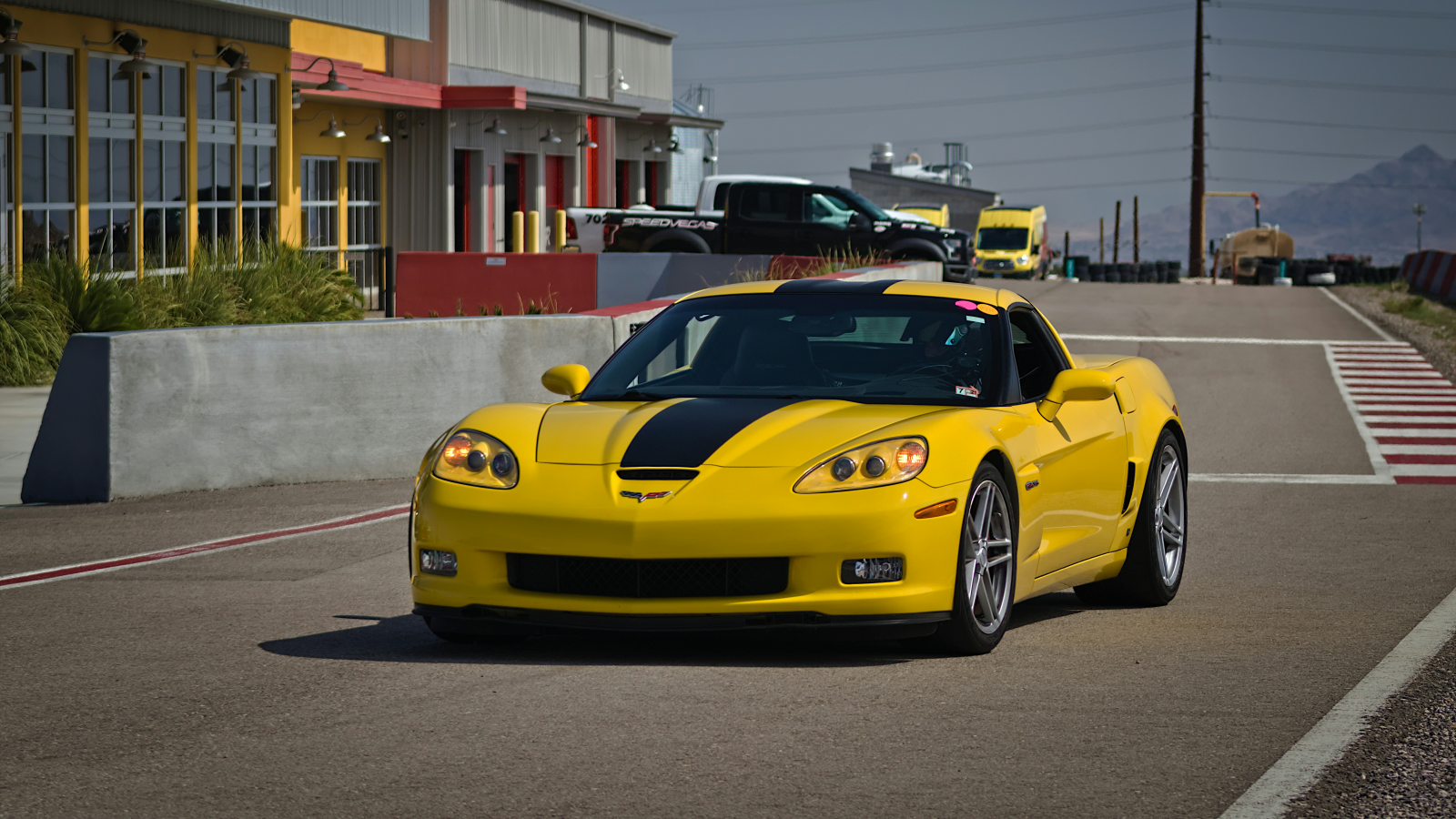 Bundesrat geht gegen "Auto-Poser" vor, © Unsplash/RyKing Uploads