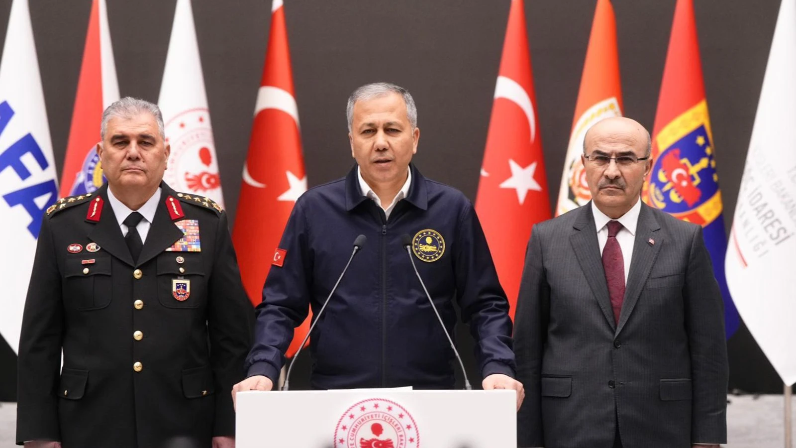 Yalova’da IŞİD Operasyonunda Çatışma: 3 Polis Şehit Oldu, © T.C İçişleri Bakanlığı Yalova’da IŞİD Operasyonunda Çatışma: 3 Polis Şehit Oldu, © T.C İçişleri Bakanlığı