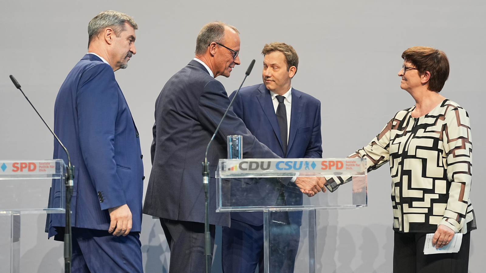 Koalisyon Anlaşması Tamam Sıra Parti Üyelerinde!, © dpa