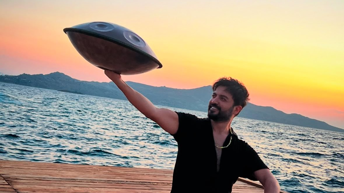 Yusuf Güney: "Uzaylılarla ve astral seyahatle ilgilenmekten hayatım altüst oldu", © yusufguneyofficial / instagram