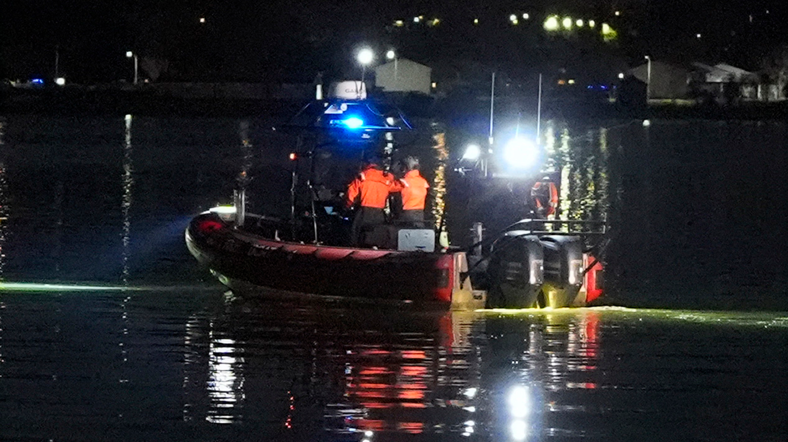 Suche nach Überlebenden des Flugzeugabsturzes, © KEYSTONE  ALEX BRANDON  