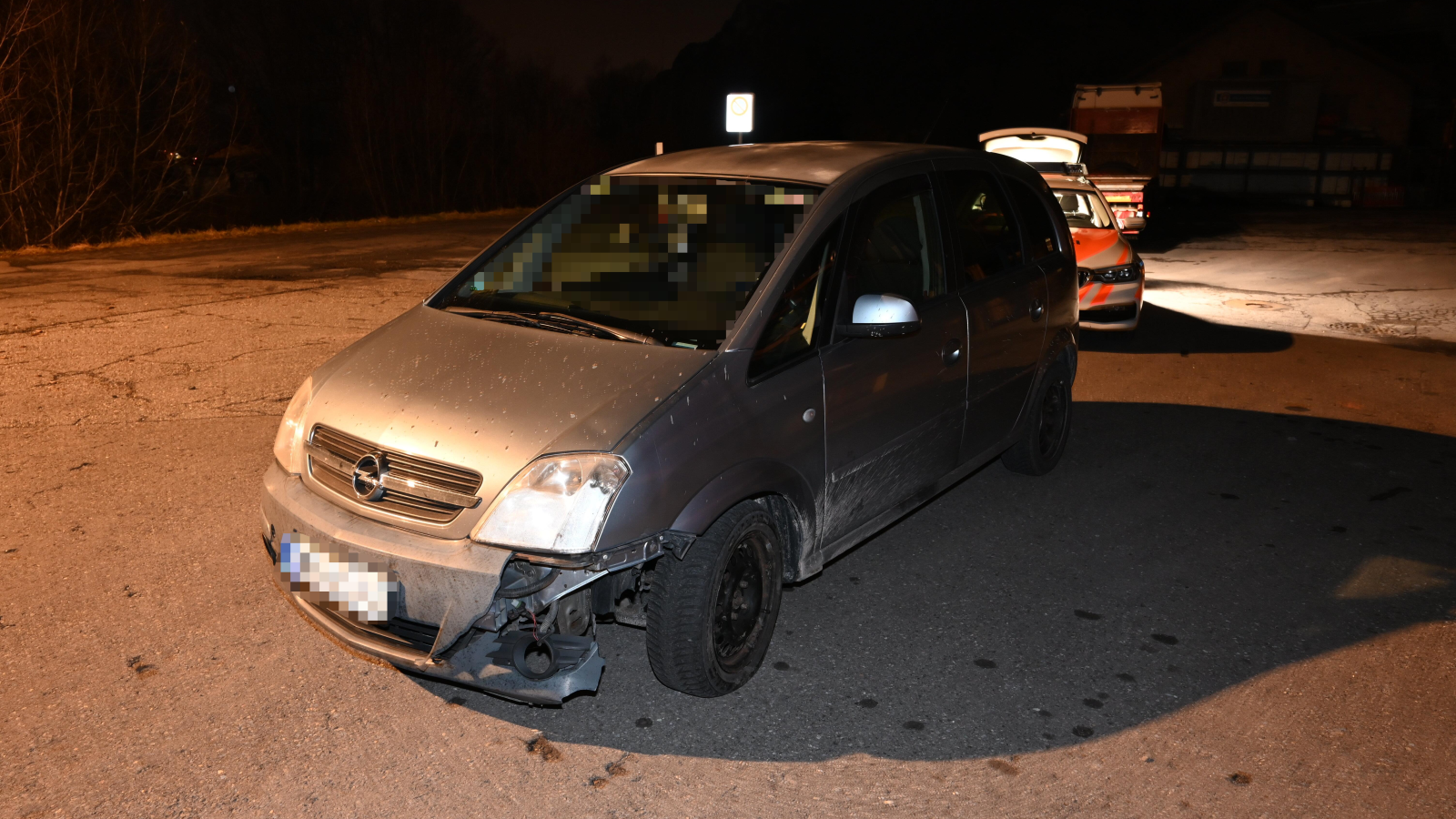 Fahrunfähig Selbstunfall in Walenstadt verursacht, © Kantonspolizei St. Gallen