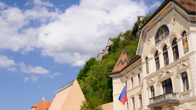 Exkursion: Regierungs- und Landtagsgebäude und Landesarchiv, © ZVG_Seniorenbund