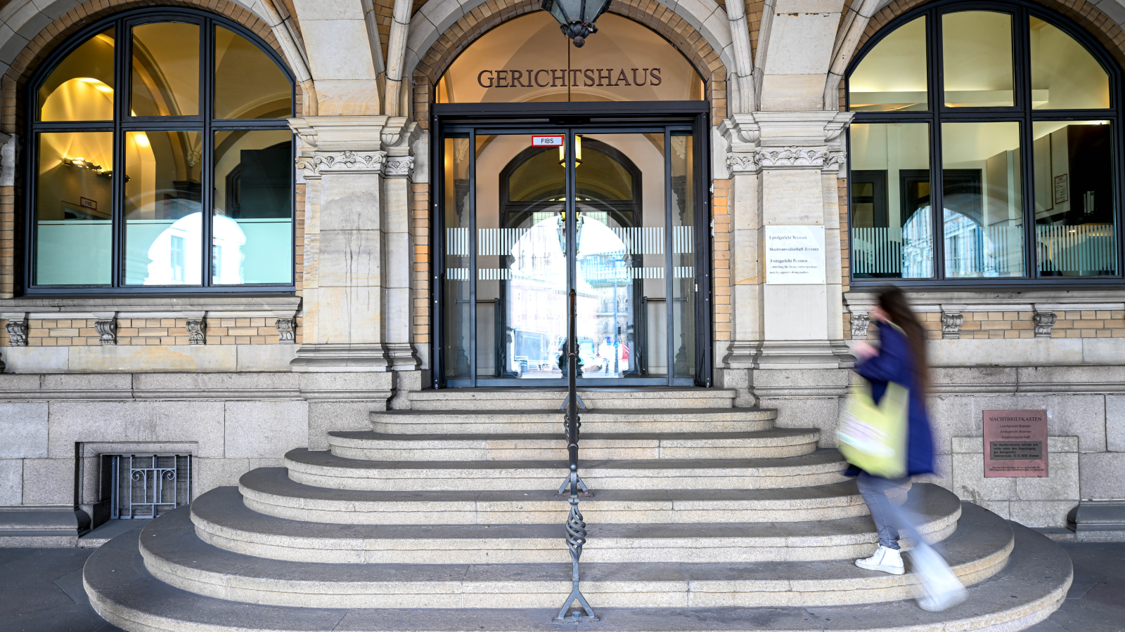 Bremen’deki ‘Friese’ Kundaklama Davasında Yeni Tanık İfadeleri!, © dpa