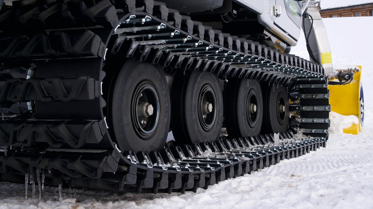 Erstes vollelektrisches Pistenfahrzeug am Flumserberg in Betrieb, © Pixabay