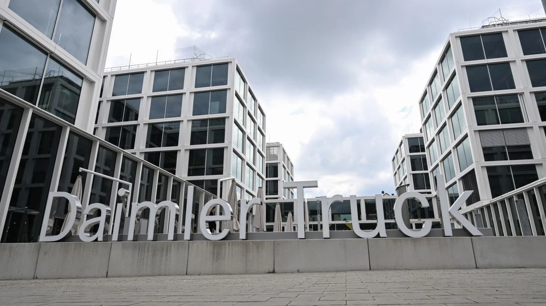 Daimler Truck Satış Beklentisini Düşürdü, © Bernd Weißbrod/dpa Daimler Truck Satış Beklentisini Düşürdü, © Bernd Weißbrod/dpa