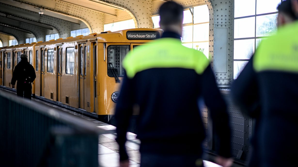 U-Bahn’larda Güven Artıyor: Hattın Güvenilirliği Yüzde 98’e Ulaştı!, © Britta Pedersen/dpa