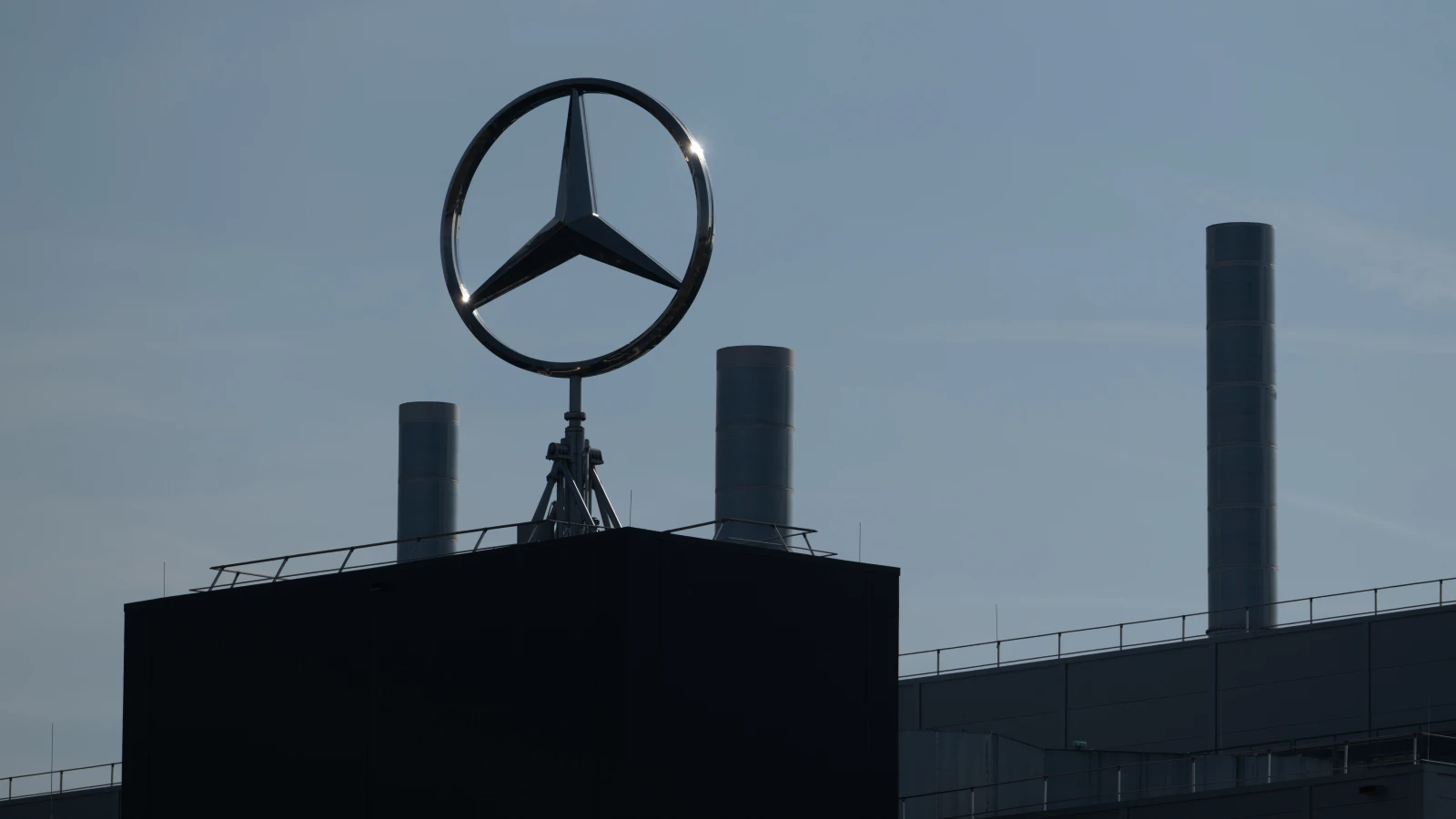 Mercedes´de İkinci Dünya Savaşı’ndan Kalma Bomba! , © dpa Mercedes´de İkinci Dünya Savaşı’ndan Kalma Bomba! , © dpa