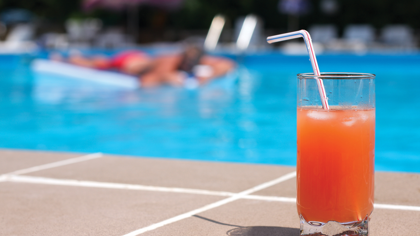 Alkoholausschank in der Badi neu erlaubt, © Depositfotos / Symbolbild
