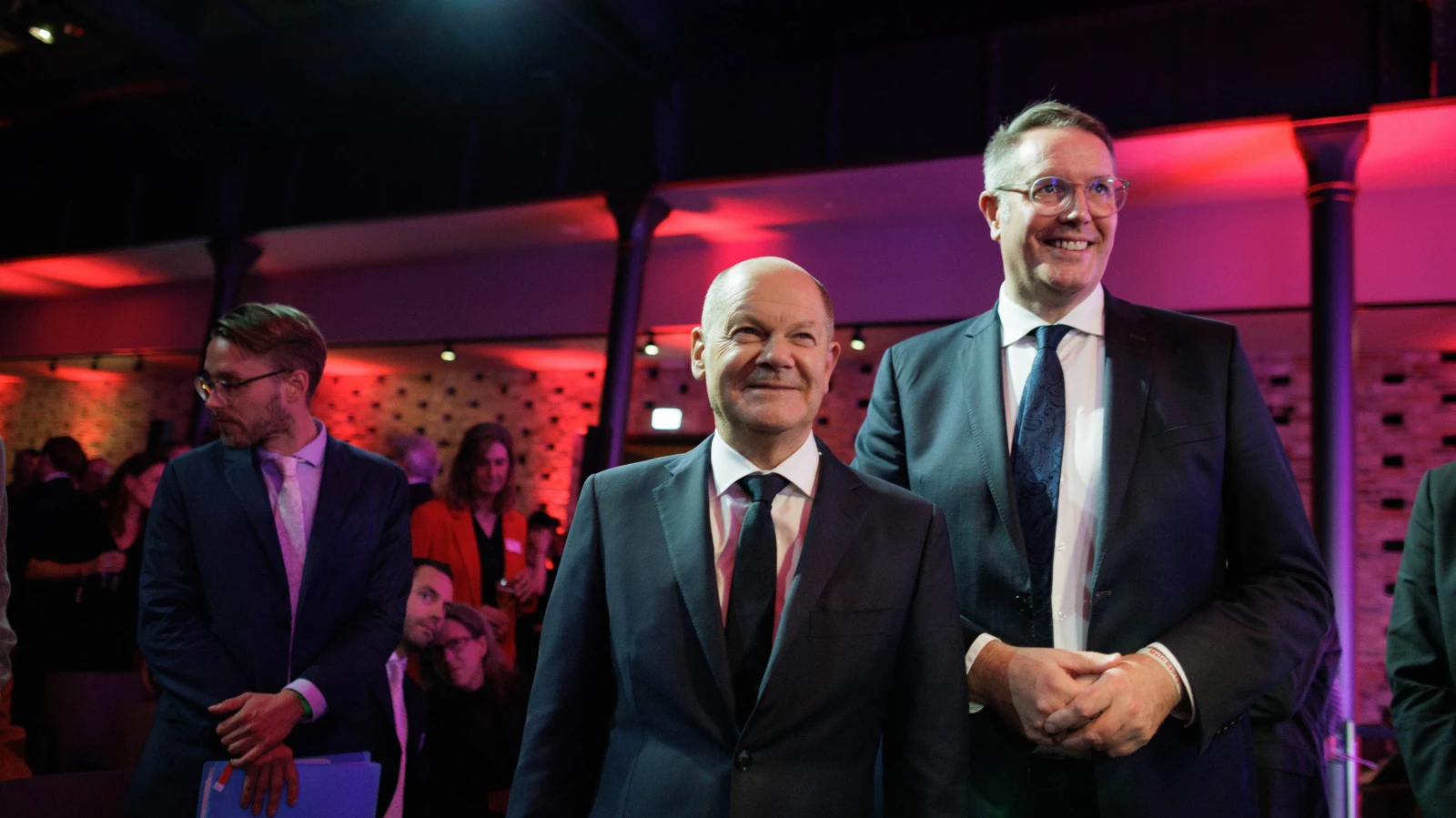 Rheinland-Pfalz Başbakanı Olaf Scholz’a Çağrıda Bulundu!, © Carsten Koall/dpa Rheinland-Pfalz Başbakanı Olaf Scholz’a Çağrıda Bulundu!, © Carsten Koall/dpa