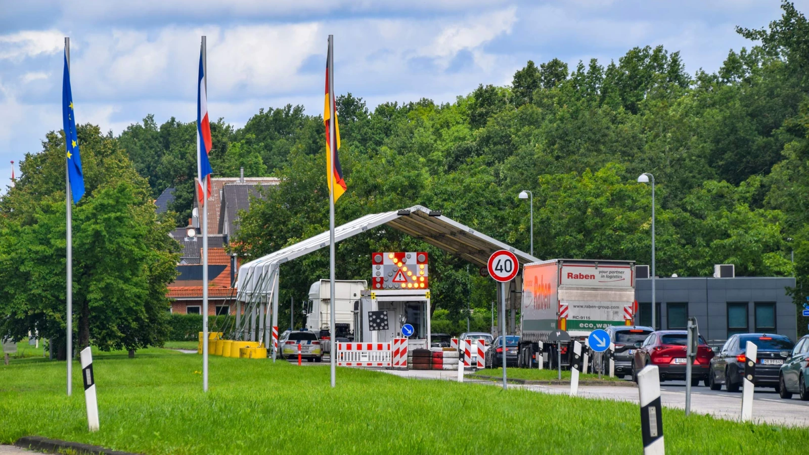 Dänemark verlängert Kontrollen an deutscher Grenze, © NGCHIYUI / Shutterstock.com Dänemark verlängert Kontrollen an deutscher Grenze, © NGCHIYUI / Shutterstock.com