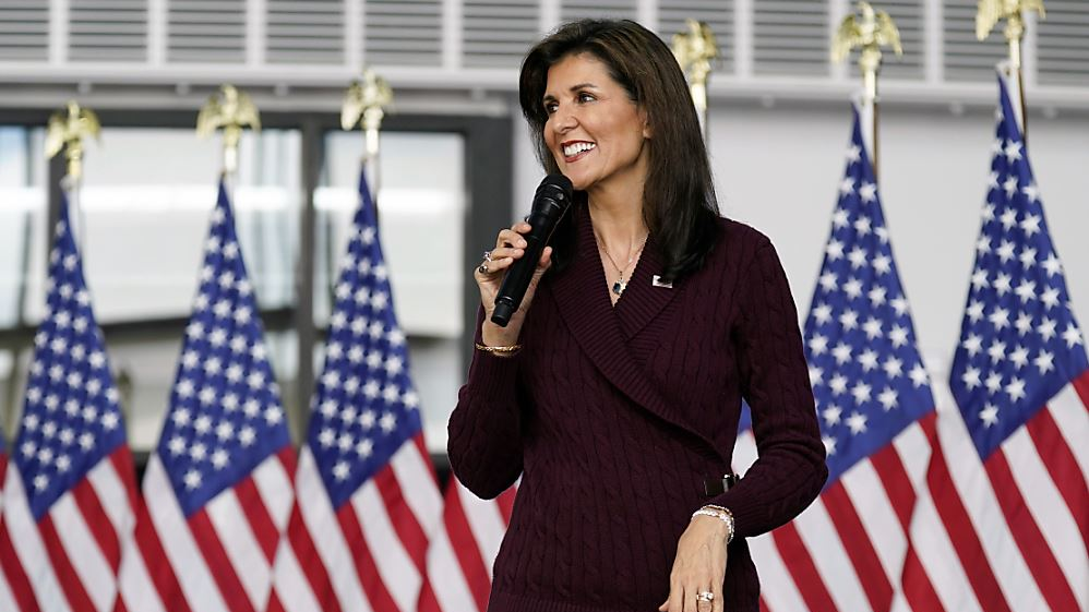 Haley gewinnt erstmals Vorwahl gegen Trump, ©  Chuck Burton/FR171712 AP /dpa