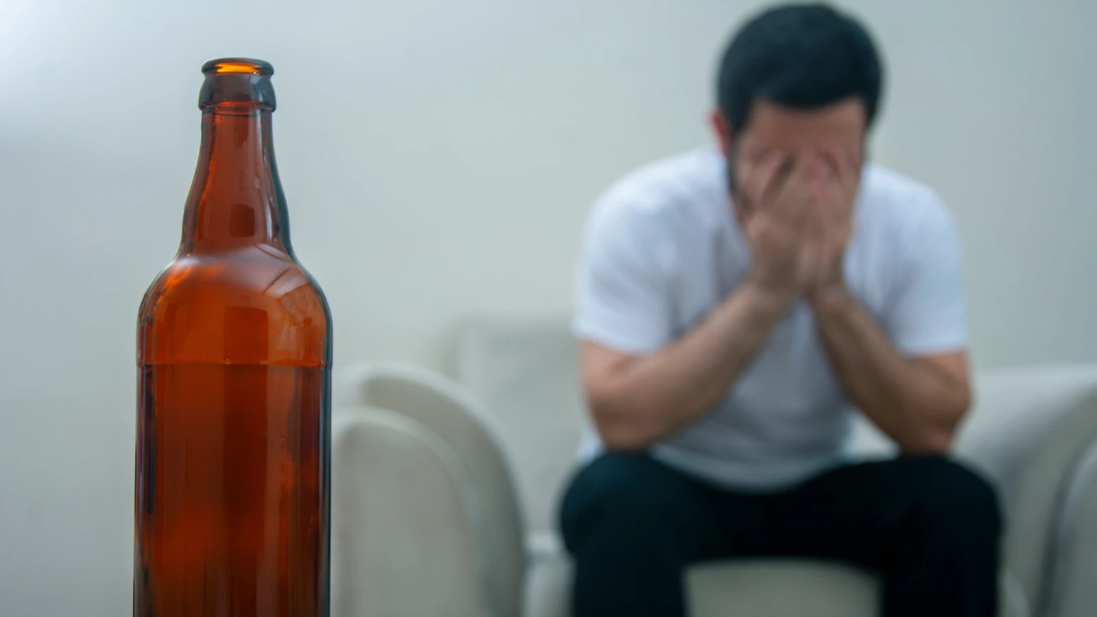 Almanya’da Alkol Fiyatlarına Zam Çağrısı Yapıldı, © shutterstock Almanya’da Alkol Fiyatlarına Zam Çağrısı Yapıldı, © shutterstock