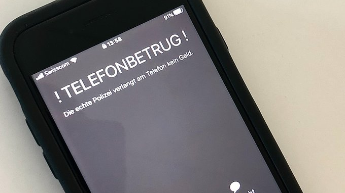 Telefonbetrug Polizei Zürich Trickbetrüger, © Kapo ZH