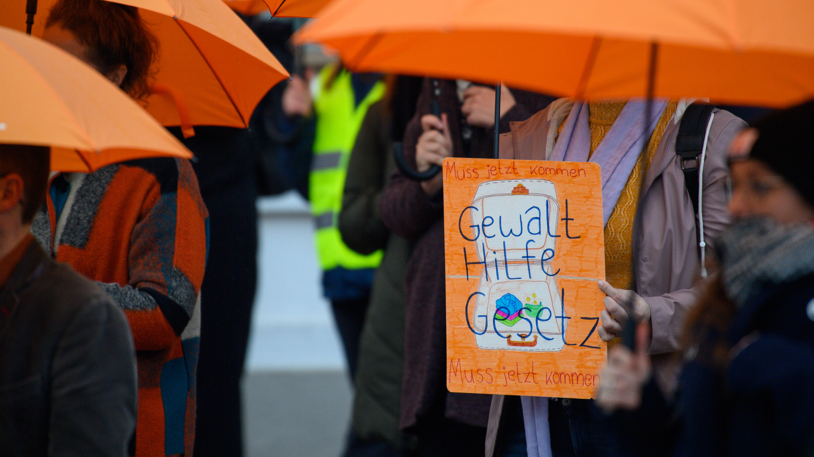 Rheinland-Pfalz: Kadına Karşı Şiddetle Mücadele Günü, © Klaus-Dietmar Gabbert/dpa