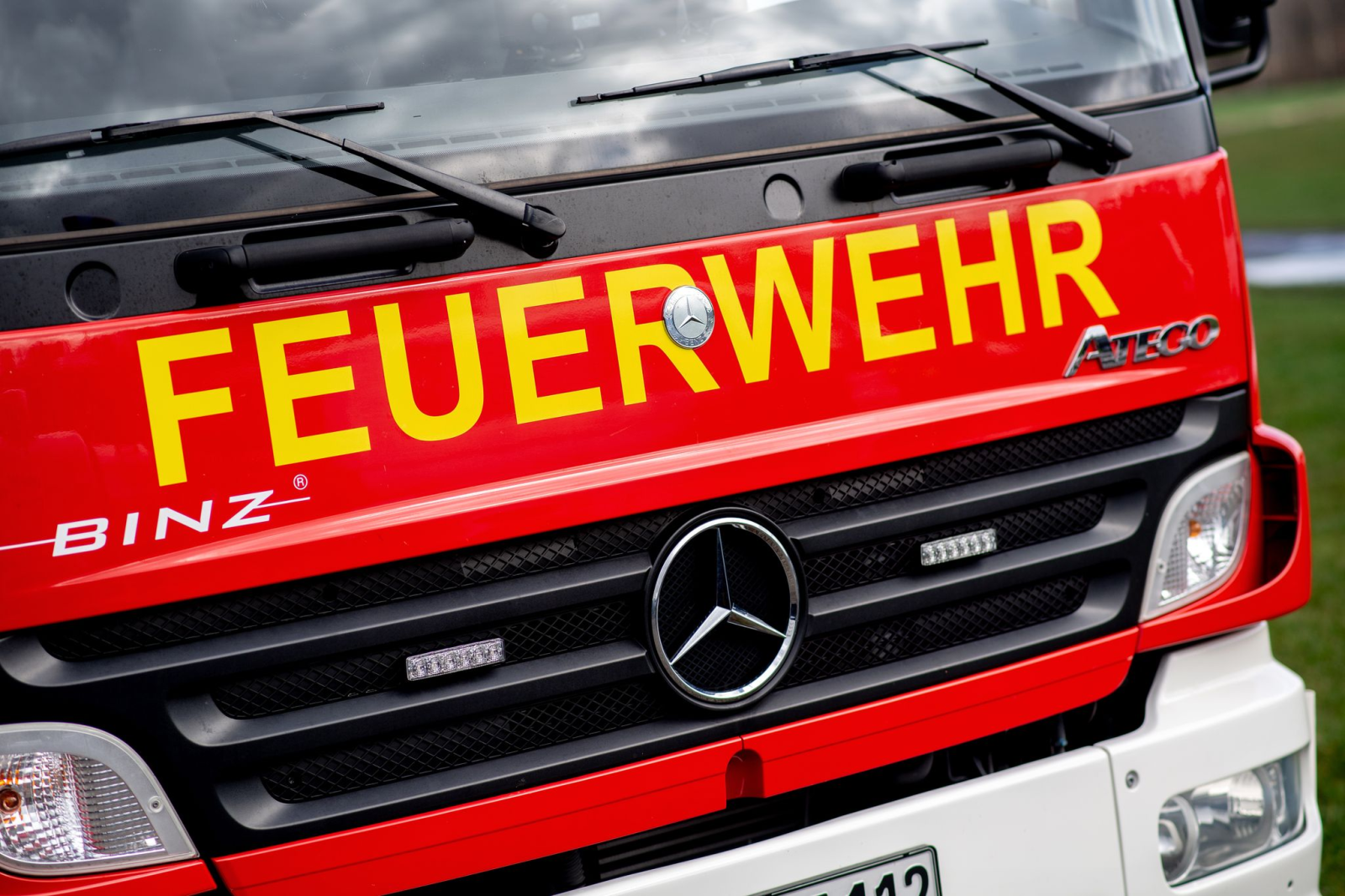 Nach einem Unfall mit zwei Lastwagen ist es auf der A38 bei Friedland zu einem Brand gekommen. (Symbolbild), © Hauke-Christian Dittrich/dpa