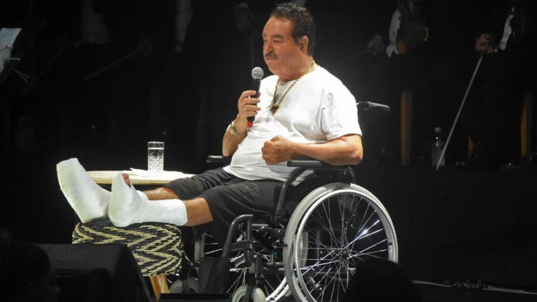 Yürümekte Zorlanan İbrahim Tatlıses Tedaviye Başladı, © ensonhaber.com