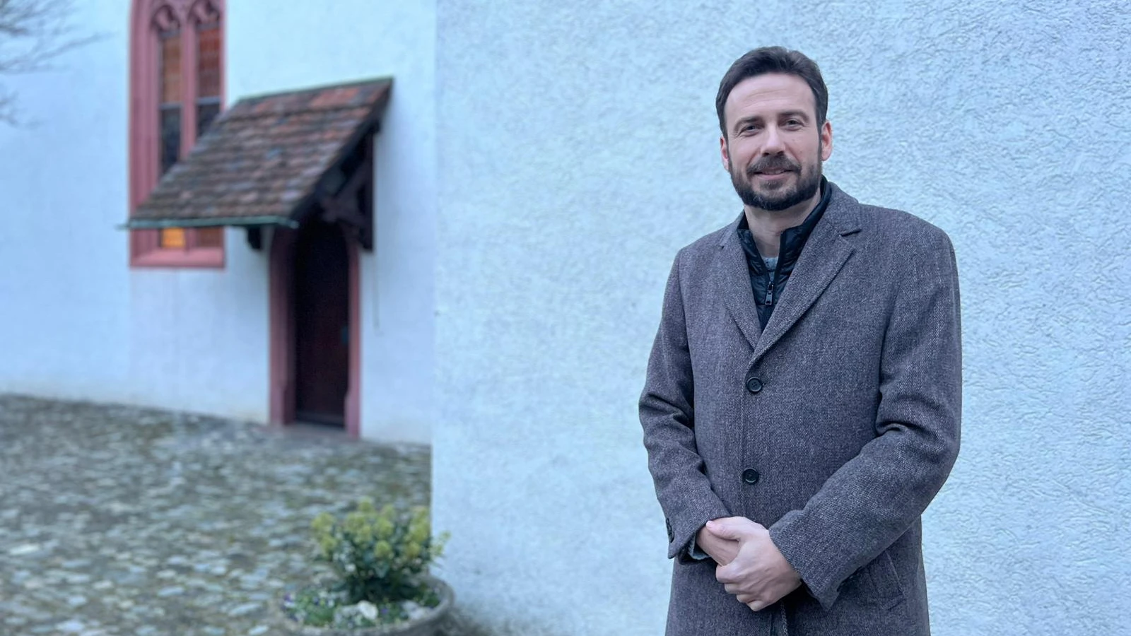 «Hoffnung beginnt dort, wo Menschen sich weigern, nicht alleine zu sein.», © Radio Basilisk «Hoffnung beginnt dort, wo Menschen sich weigern, nicht alleine zu sein.», © Radio Basilisk