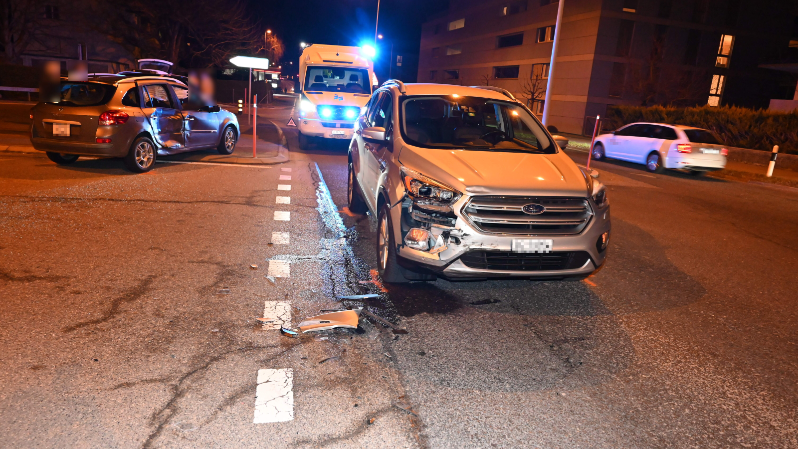 Kollision zwischen zwei Autos in Sargans, © Kantonspolizei St. Gallen