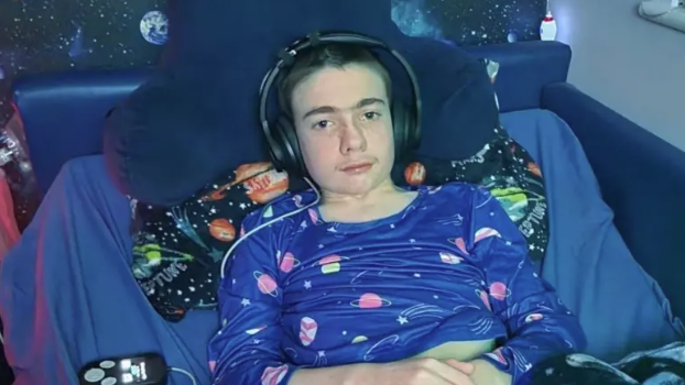 İlk Kez Bir Çocuğun Başına Epilepsi Cihazı Yerleştirildi: 'Artık Gelecek Daha Parlak', © bbc.com