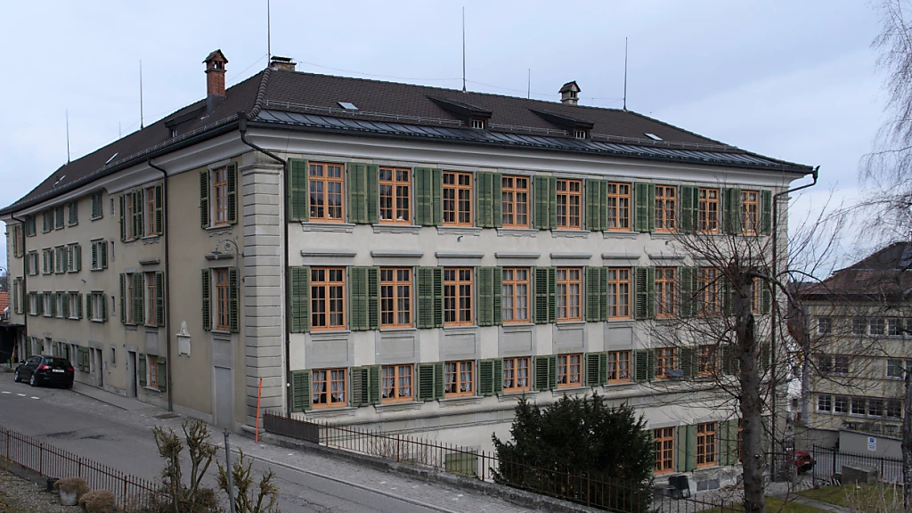 Ausserrhoder Kantonsrat bewilligt zusätzliche Richterstelle, © Keystone-SDA Ausserrhoder Kantonsrat bewilligt zusätzliche Richterstelle, © Keystone-SDA