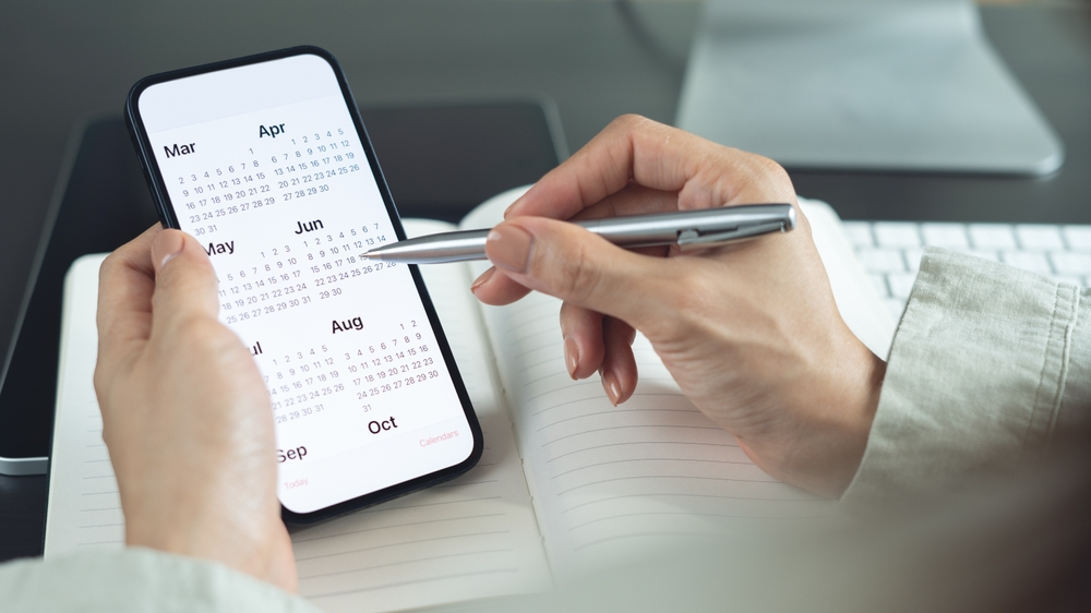 2025’te Daha Az Çalışacağız!, © shutterstock