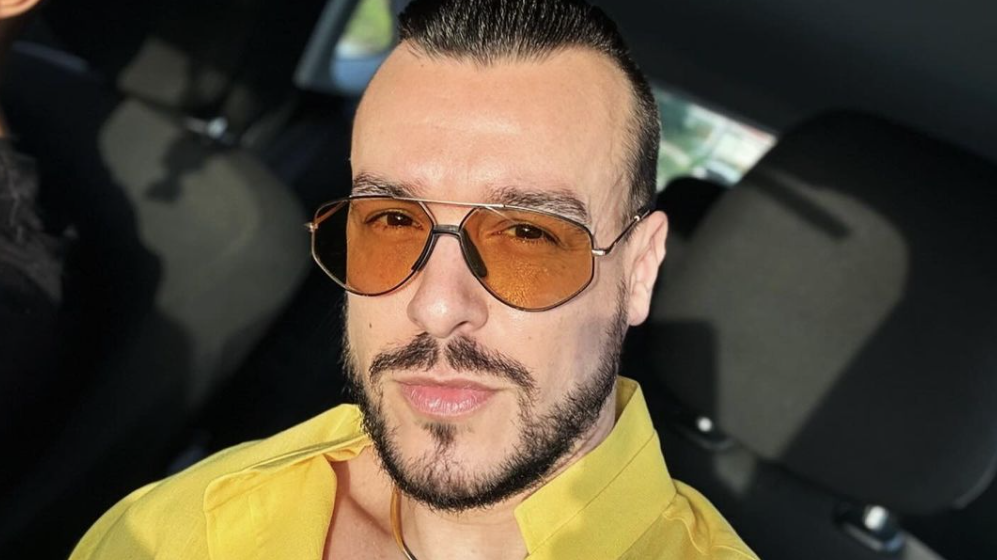 Van Konserinde Cem Adrian’a Çirkin Saldırı, © Fotograf sanatçının resmi instagram hesabından alınmıştır.