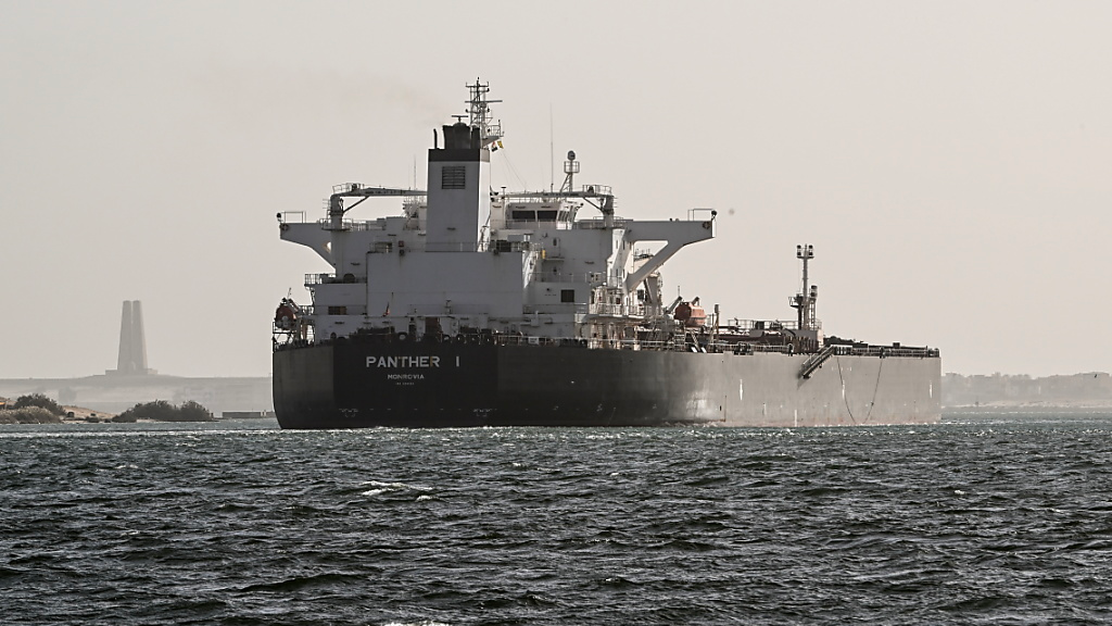 Handelsvolumen über den Suez-Kanal um 42 Prozent gesunken, © Keystone / SDA / Archivbild