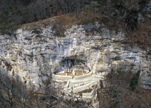 Eindrücke der Ruine Riedfluh, © Archäologie Baselland, Heinz Stebler