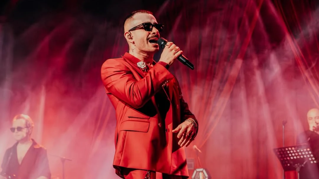 1 Şarkıda 17 Kişi Evlilik Teklifi Etti, © Gökhan Türkmen resmi instagram hesabi 1 Şarkıda 17 Kişi Evlilik Teklifi Etti, © Gökhan Türkmen resmi instagram hesabi